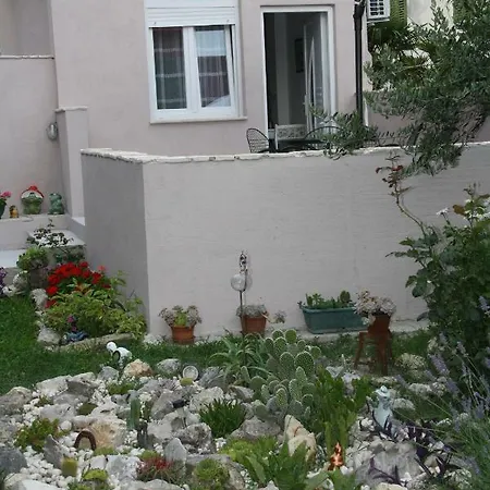 Lavanda アパート ポドストラナ