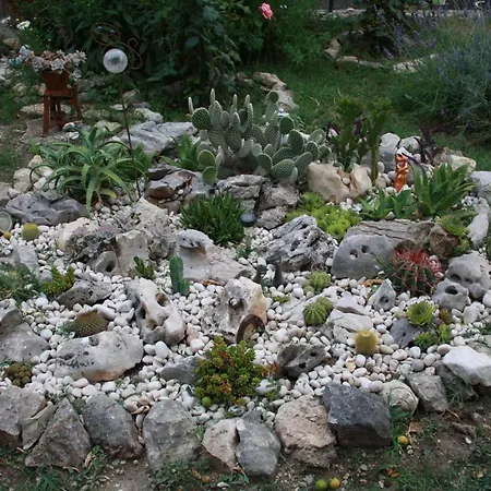 アパート Lavanda