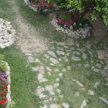 アパート Lavanda