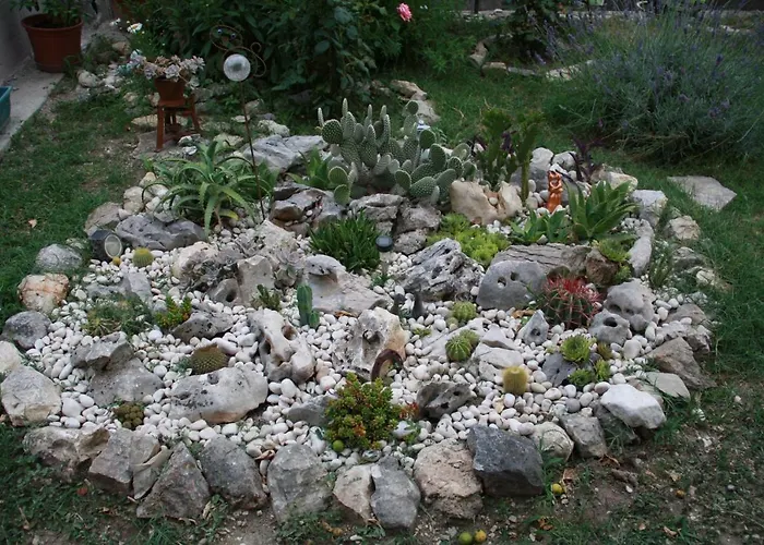 アパート Lavanda